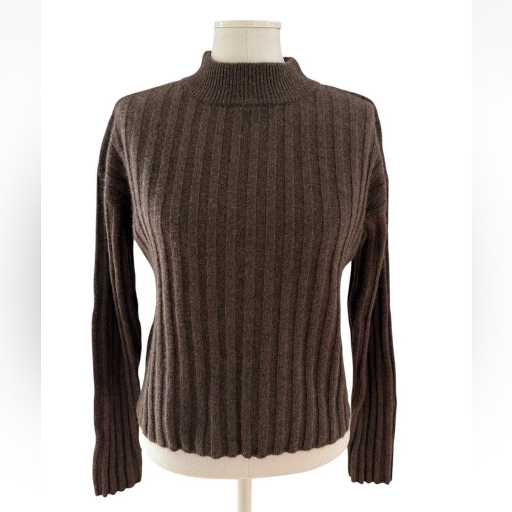 Quince 100% Mongolian Cashmere Cropped Sweater Sz Small Brown